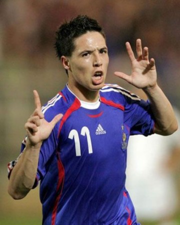 波尔多中场调度精妙,法甲技术流球队掌控节奏    波尔多中场调度精妙,法甲技术流球队掌控节奏